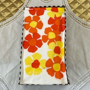 1977 RETRO Party House Guest Tow ,Dinner Napkin VINTAGE